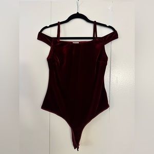 Guess velvet bodysuit